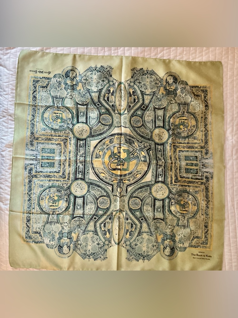 Silk-Feel Printed Wrap Scarf in Sage and Navy 30*30
